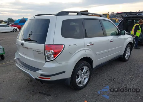 2010 Subaru Forester 2.5X Limited из США, поврежденный, VIN JF2SH6DC3AH745094